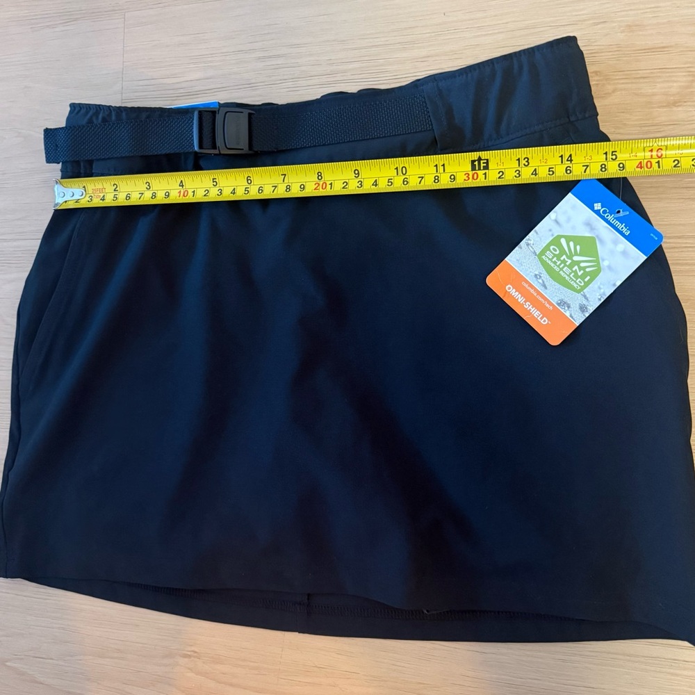 NWT Columbia Pleasant Creek Skort - Picture 5 of 10
